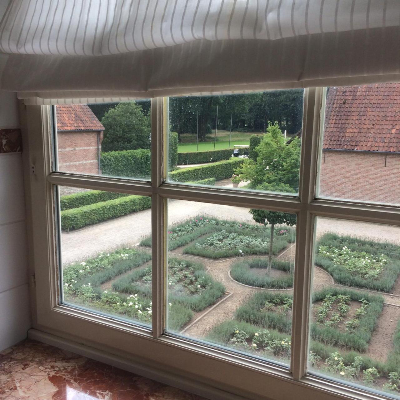 Bossenstein Golf & Polo Club Hotel Ranst Eksteriør billede